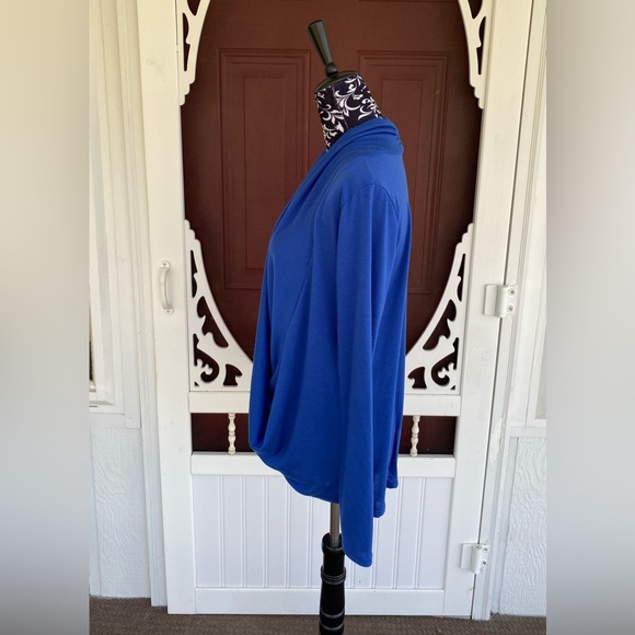 Free To Live Faux Wrap Draped Top Long Sleeve Size Medium - Picture 7 of 14